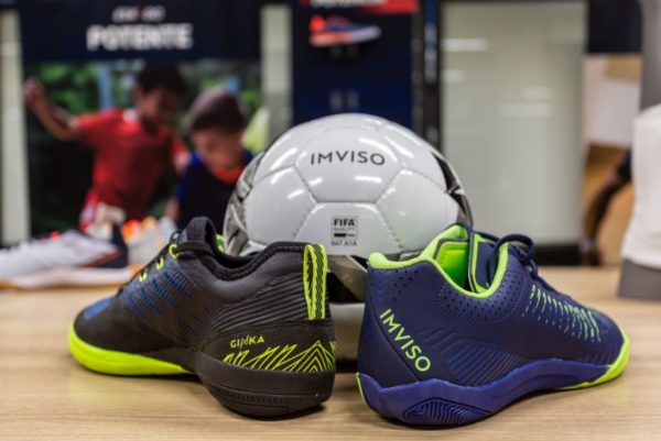 Decathlon lanza la IMVISO dedicada a fútbol | Sala de