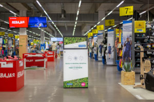 Decathlon refuerza su proyecto “Segunda Vida” gracias a un acuerdo de colaboración con Moda Re- 1