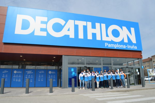 Decathlon Pamplona celebra el 25º aniversario de su llegada a la capital navarra 1