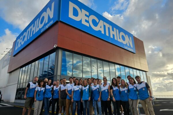 Decathlon cumple 25 años de la apertura de su  primera tienda en Canarias