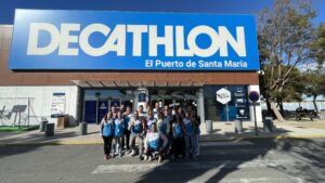 Decathlon El Puerto de Santa María conmemora 25 años de pasión por el deporte en Andalucía