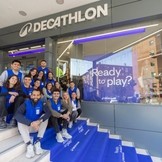 Decathlon celebra la gran apertura de su nueva tienda en Vallecas  con una fiesta única llena de sorpresas y regalos