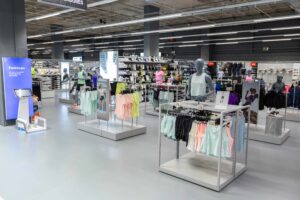 Decathlon eleva la experiencia del running con 22 nuevos espacios Pro Shop