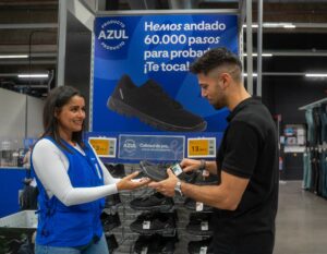 Decathlon lanza “Productos Azules”, una oferta de artículos icónicos y esenciales para disfrutar del deporte