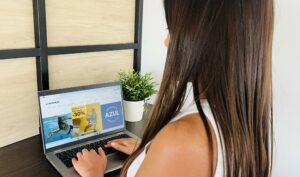 Decathlon presenta su nueva web en España como parte de  su estrategia global