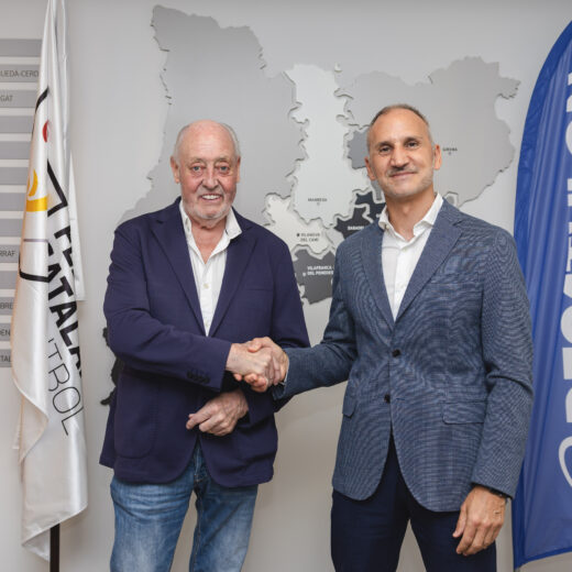 Decathlon y la Federació Catalana de Futbol firman un acuerdo de colaboración