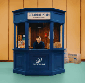 Pedri lanza su propia empresa de reparto en la última campaña de “vuelta al deporte” de Decathlon 1