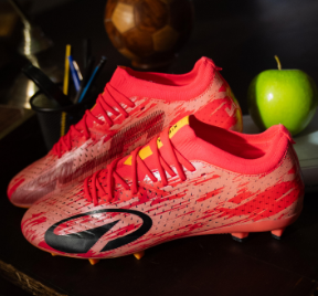 “Red Storm”: la bota de Decathlon y Griezmann diseñada para rendir al máximo