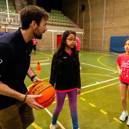 Decathlon y la Fundación Trinidad Alfonso renuevan una alianza que sigue dando vida al futuro del deporte valenciano
