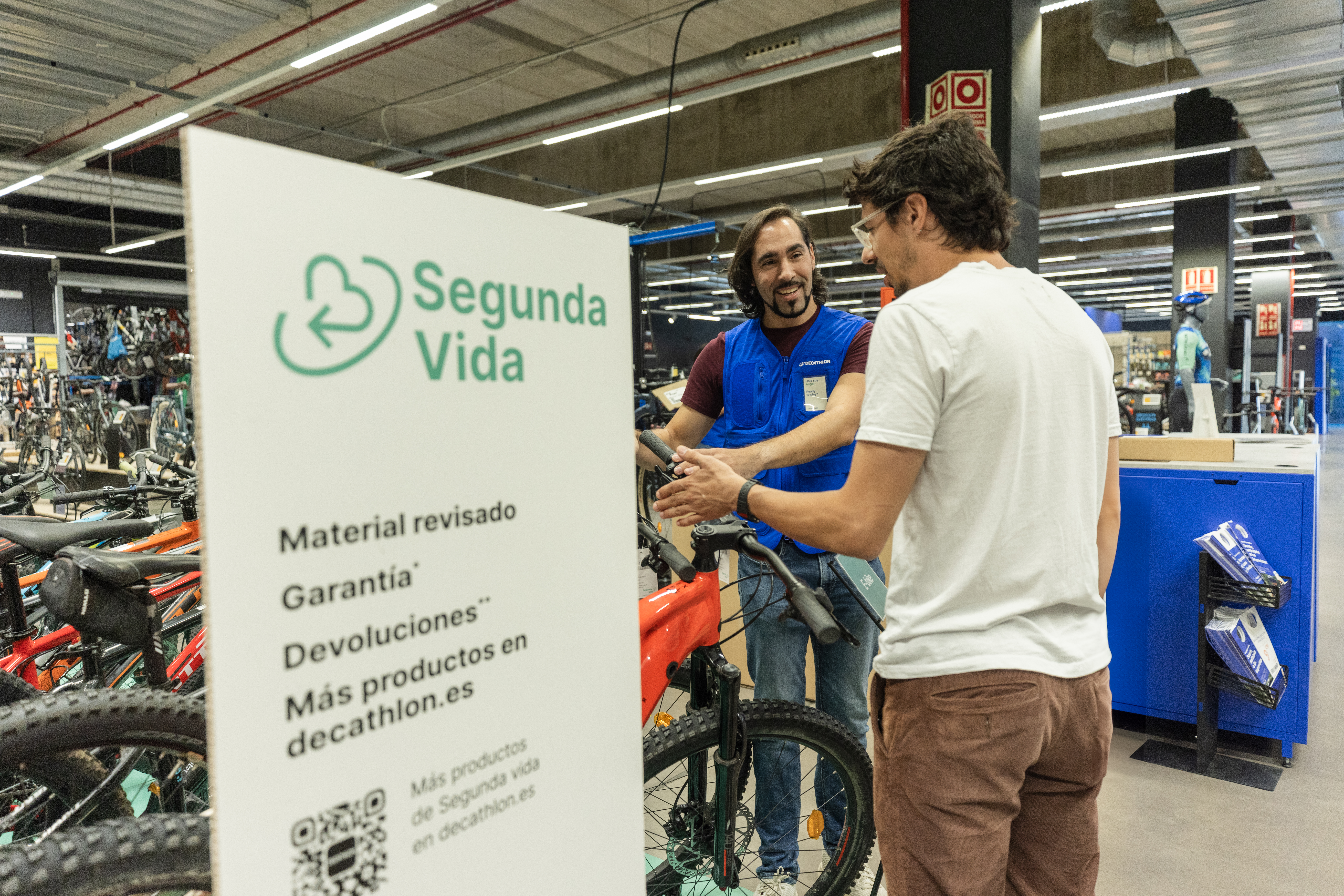 Segunda vida, primeras emociones: la propuesta de Decathlon para regalar deporte estas fiestas