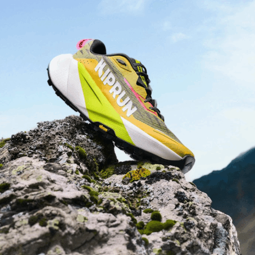 KIPRUN presenta la KIPSUMMIT MAX: máximo confort para ir más allá