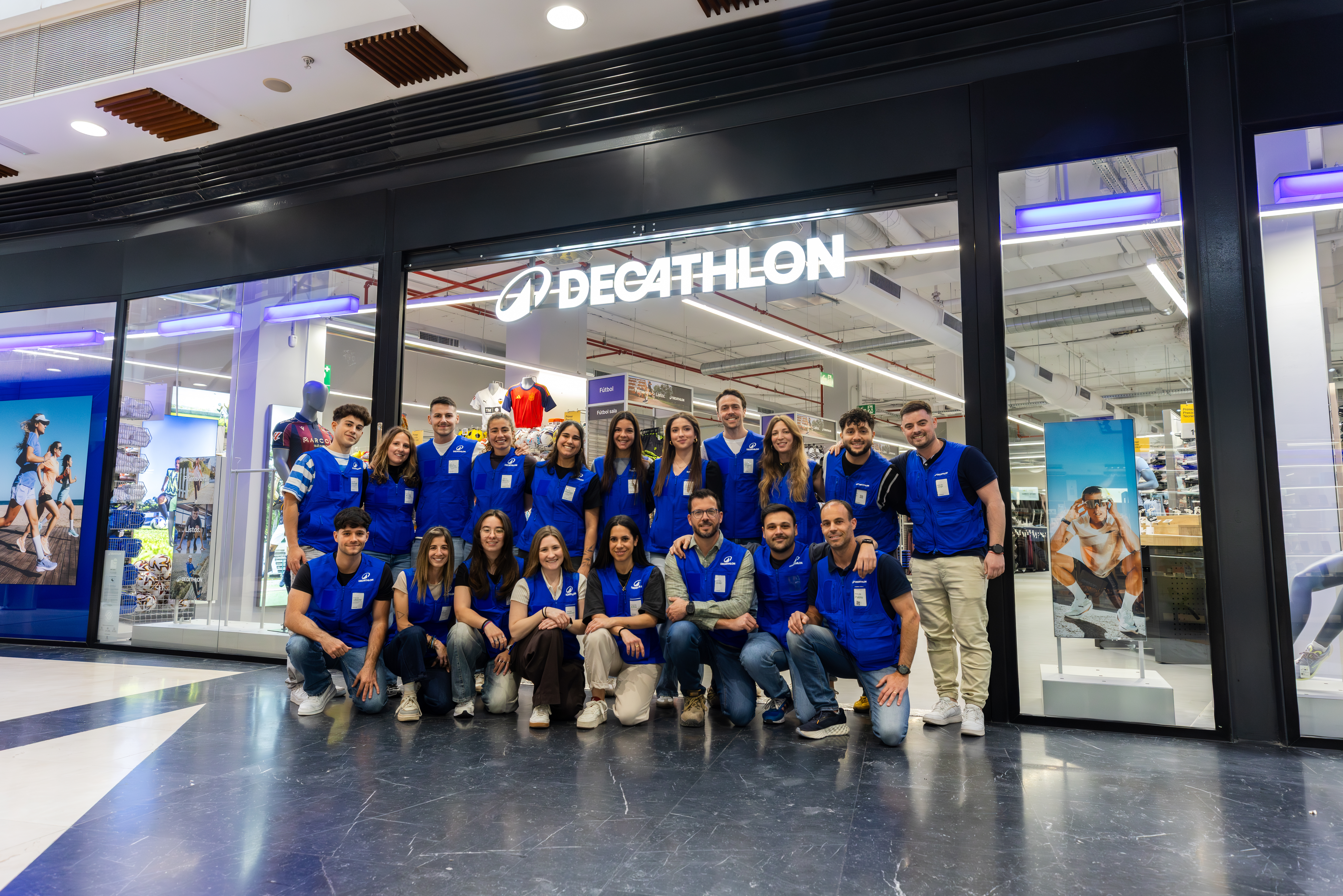 Decathlon refuerza su presencia en Valencia con una nueva tienda en el Centro Comercial Arena