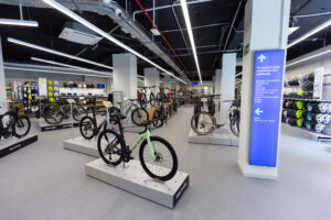 Decathlon refuerza su apuesta en la capital con una nueva tienda en el Paseo de Santa María de la Cabeza 2