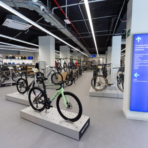 Decathlon refuerza su apuesta en la capital con una nueva tienda en el Paseo de Santa María de la Cabeza 2