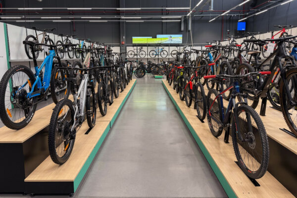 Decathlon acelera su apuesta por la circularidad con una red de espacios de ciclismo de Segunda Vida
