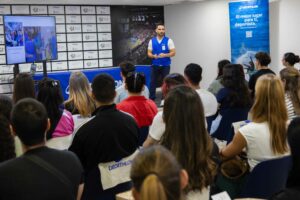 Decathlon conecta con más de 150 deportistas en su jornada de contratación Talent Day de Málaga